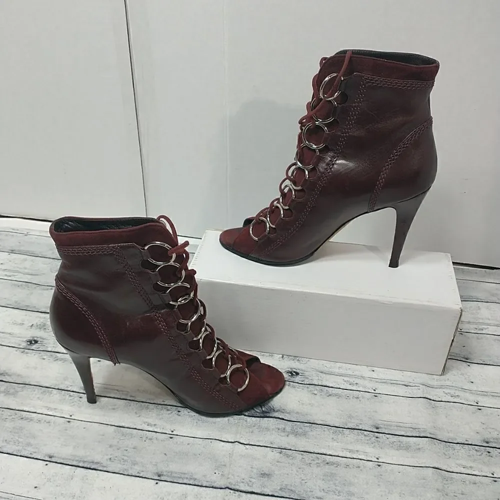 Brian Atwood Womans SZ US 8 EUR 39 Burgundy Adele Booties